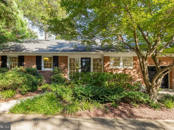 2813 29th Pl NW, Washington, DC 20008