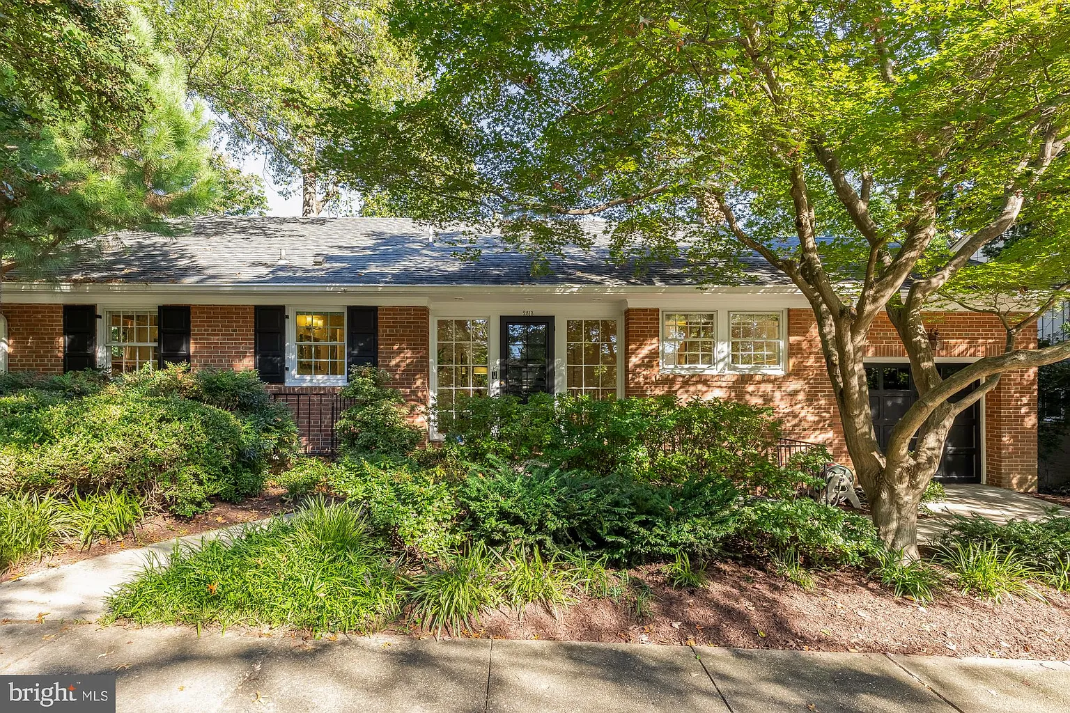 2813 29th Pl NW photo 1