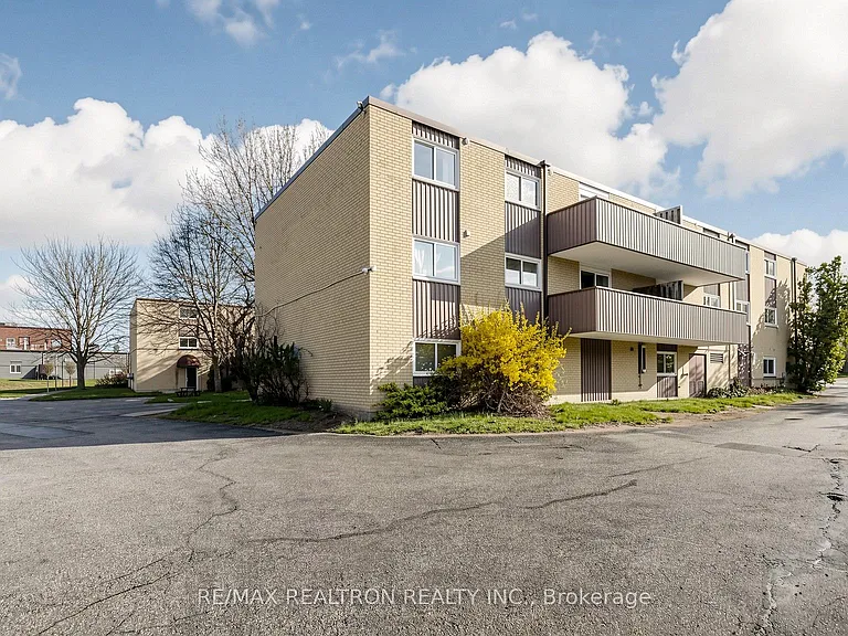 75 Hazelglen Dr #208 — Photo 47