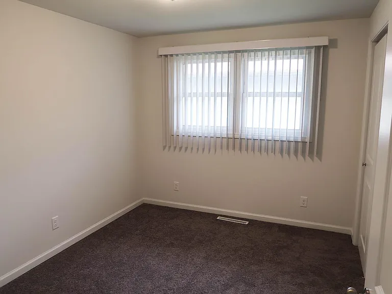 710 Bunker Hill Dr — Photo 10