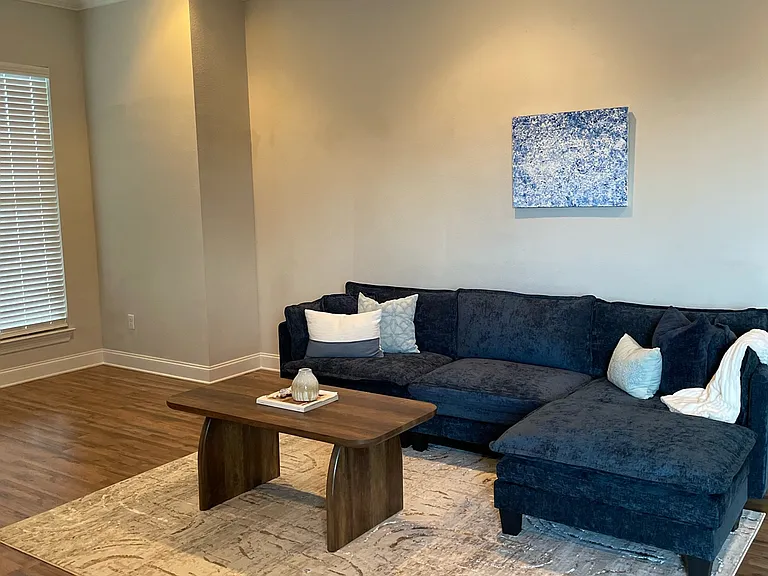1528 Orpheum Ave #A — Photo 6