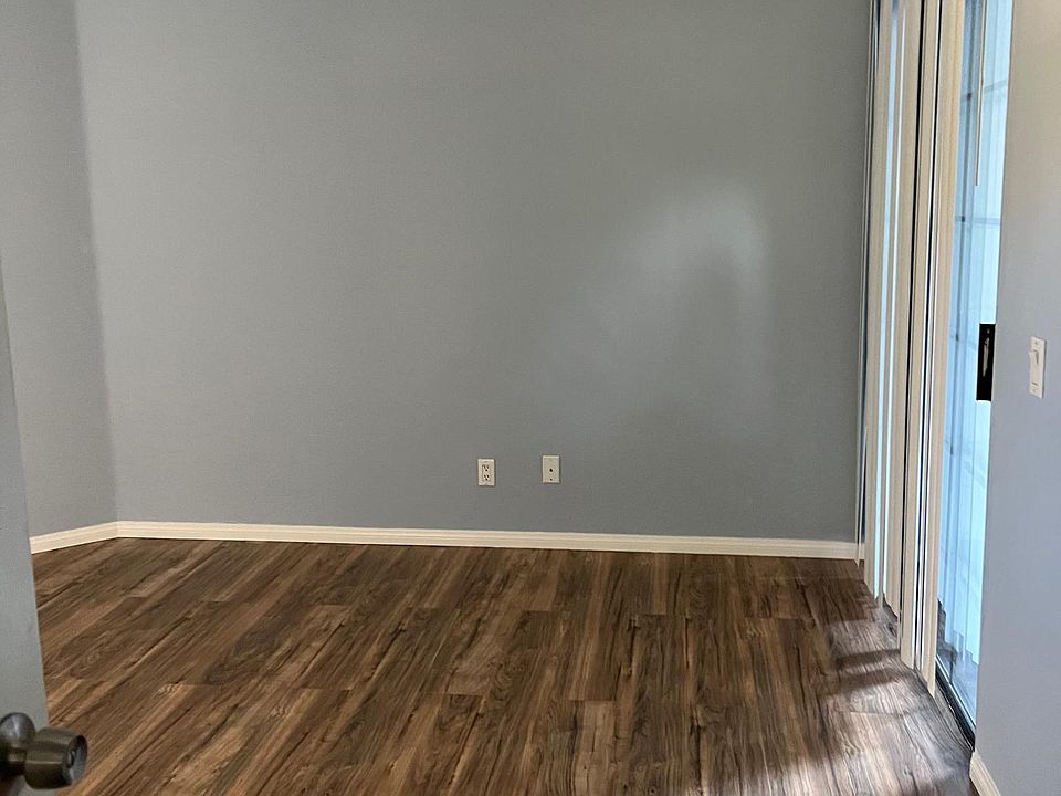 2nd image of 1025 Via Zapata Ave #303