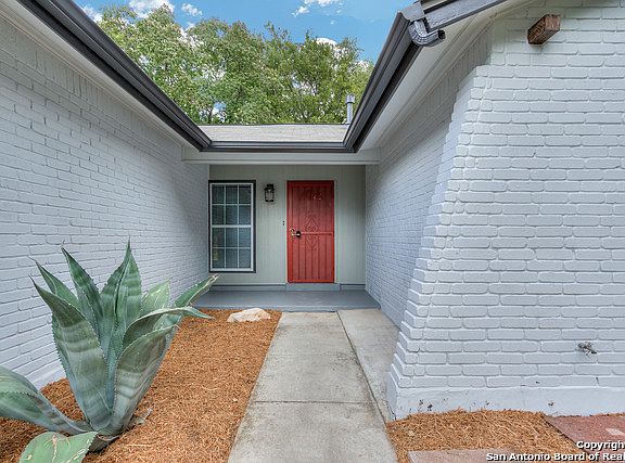 3rd image of 8335 Shoal Creek Dr