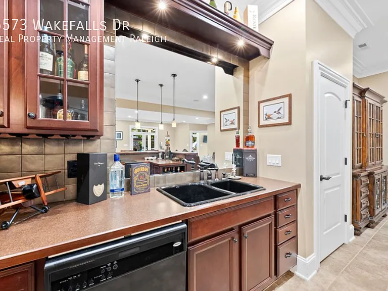 6573 Wakefalls Dr — Photo 21