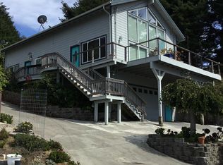 23 Redcrest Ct, Whitethorn, CA 95589