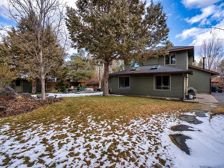61497 Orion Dr — Photo 32