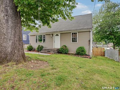 35 Oakleaf Street, Bridgeport, CT, 06606