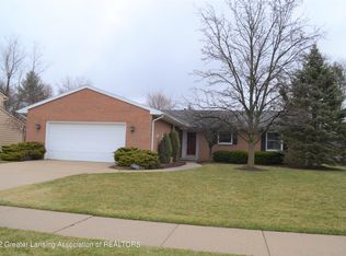 6138 Horizon Dr, East Lansing, MI 48823