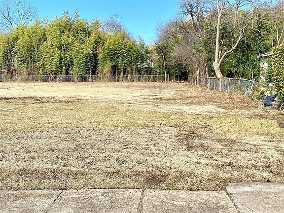 2nd image of 1519 Waweenoc Ave Lot 5