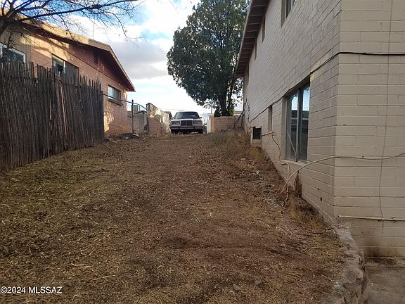 3rd image of 358 W Anza Dr