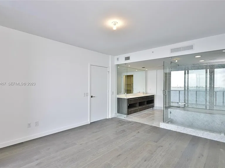 3131 NE 7th Ave #1300 — Photo 7