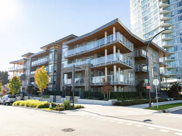 7799 17th St #406, Burnaby, BC V3N 1N3