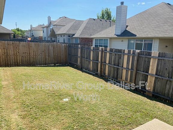 5th image of 4508 Fir Dr