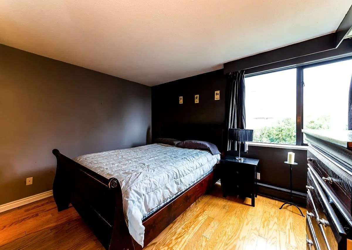 2 bed, 1100 sqft, $3,800 — Photo 4