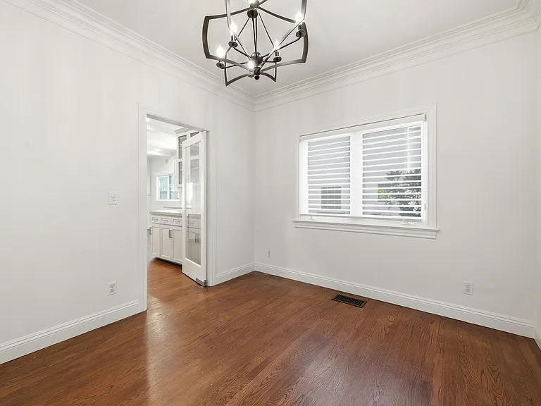 1506 Vancouver Ave — Photo 18