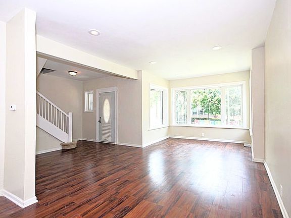 Hardwood Floors 