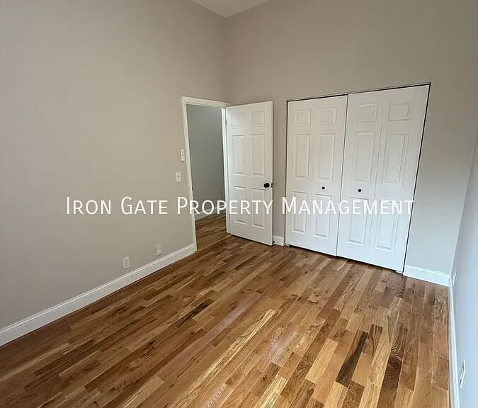 1022 Russell Blvd #A — Photo 11