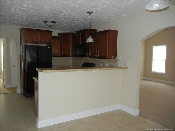4th image of 106 Smokey Mountain Dr