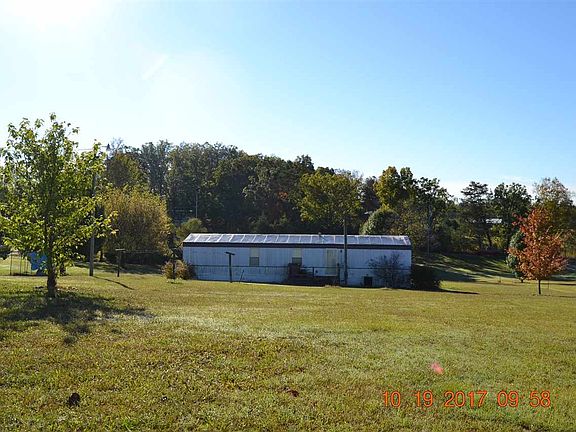 2nd image of 220 Sterling Dr