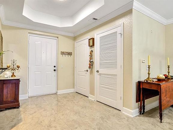 2nd image of 12077 Gandy Blvd N APT 333