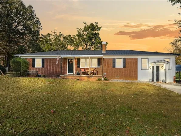 612 Reeder Rd, Seagrove, NC 27341