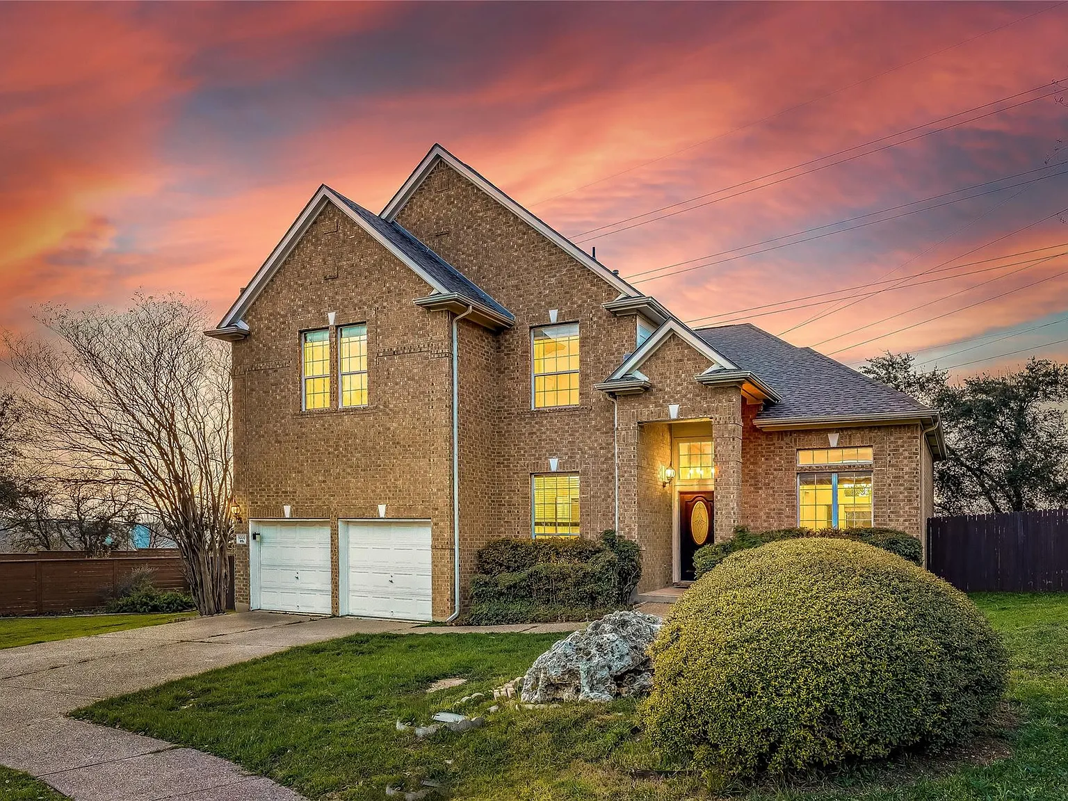 4 bed, 3.0 bath, 3003 sqft, $3,375 — Photo 1