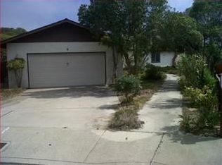6 Valencia Ct, Seaside, CA