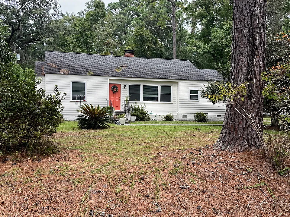 32 Noble Glen Dr