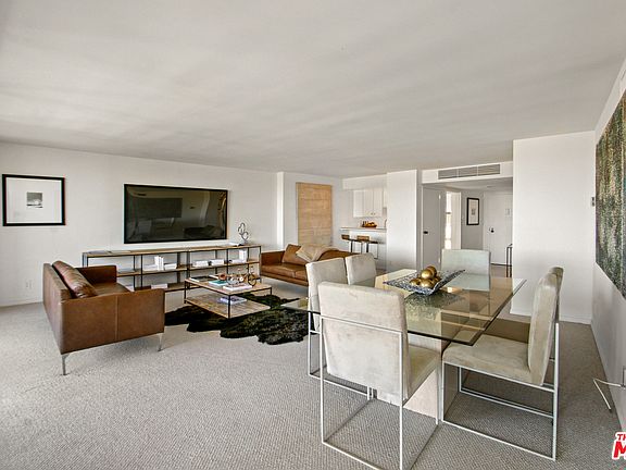 5th image of 4337 Marina City Dr
