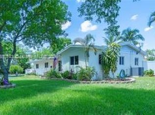 5881 SW 15th St, Fort Lauderdale, FL 33317