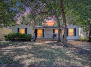 2356 Ballycastle Dr, Dallas, TX 75228