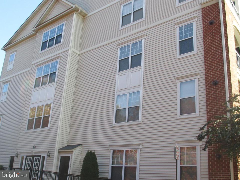 2nd image of 3851 Aristotle Ct #1415