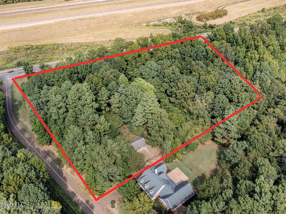 1st image of 62 Green T Lk E #65