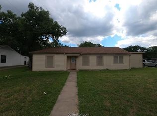 4200 Culpepper Dr, Bryan, TX 77801