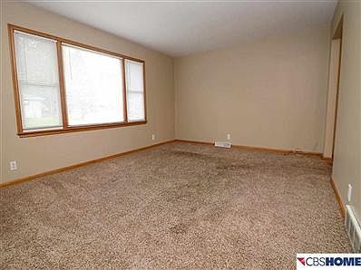 5th image of 6211 Park Lane Dr