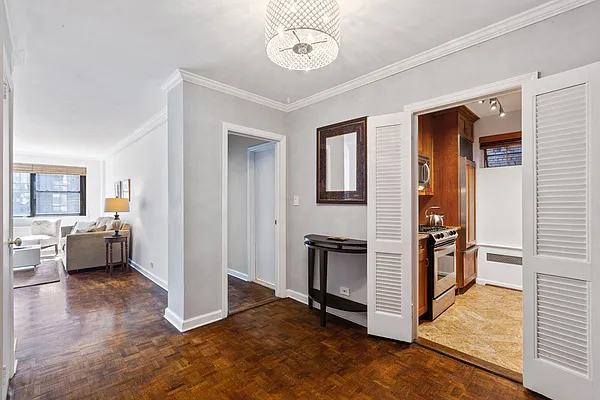 Sold by Compass | media 4