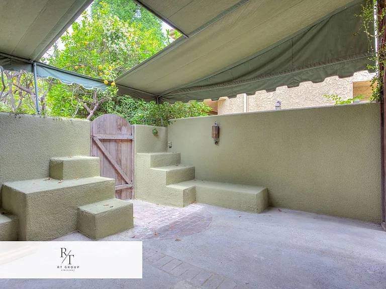 1032 S Golden West Ave #A — Photo 22