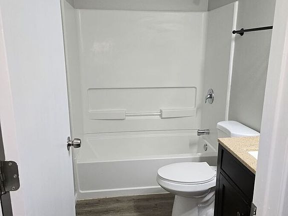5th image of 524 S Main St Unit 524-101