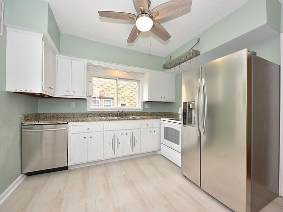 4th image of 4121 N Woodburn St
