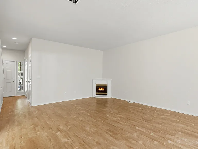 Bryant Street Townhomes — Photo 9