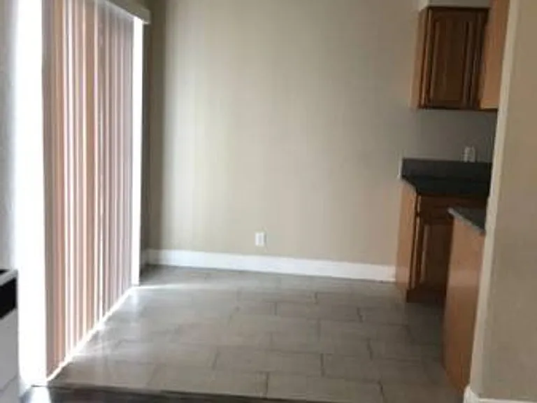 541 Nevin Ave — Photo 3