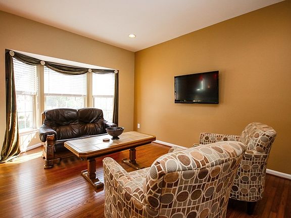 5th image of 6441 La Petite Pl