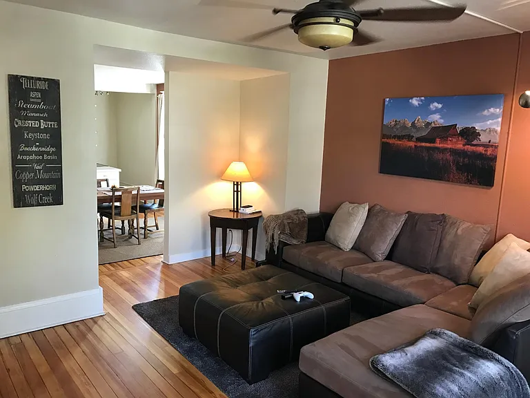1004 Pine St — Photo 4