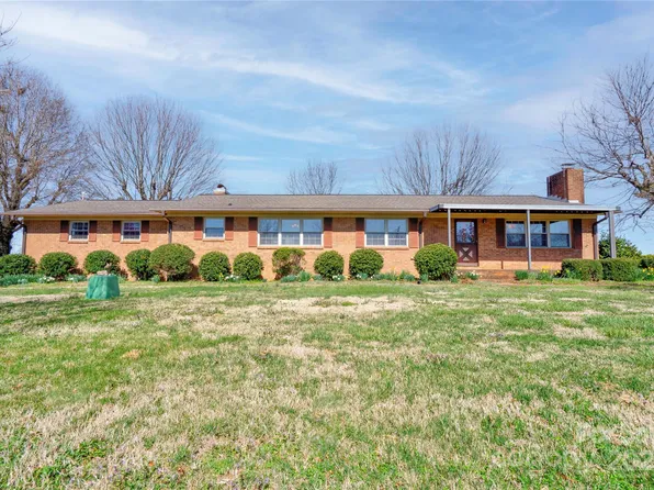 5830 W State Highway 10, Hickory, NC 28602