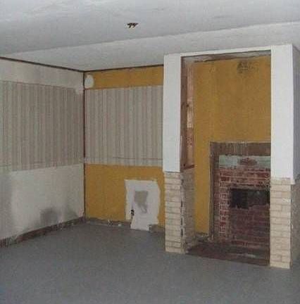 2nd image of 956 Sanborn St