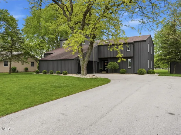 2923 Gleneagle Dr, Findlay, OH 45840