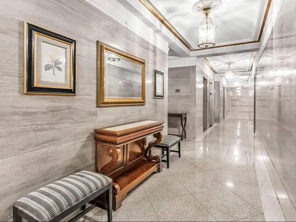 16 East 98th Street image 8 of 10