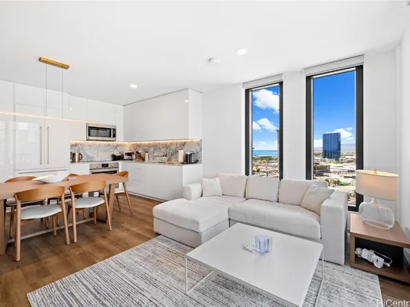 987 Queen St #1915, Honolulu, HI 96814