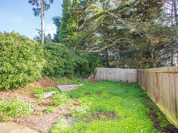 4th image of 2901 Rollingwood Dr #B