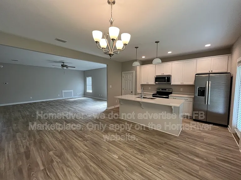 1251 Cater Lee Way — Photo 8